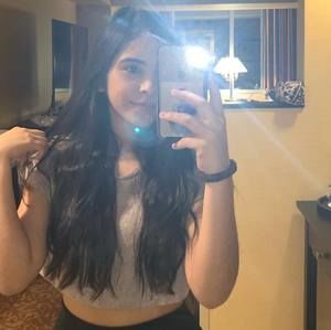 Meet your Posher, Yamile